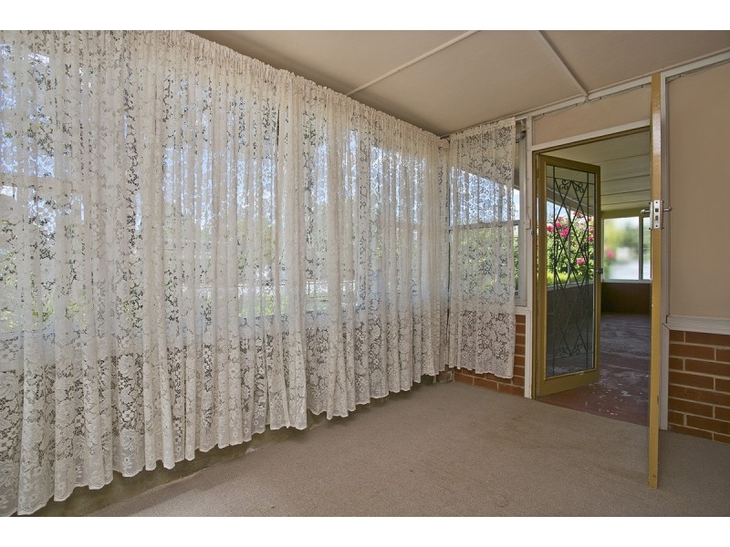 8 Davies Street, Willaston SA 5118