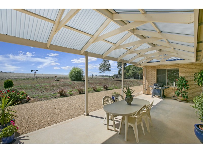 32 Railway Terrace, Truro SA 5356