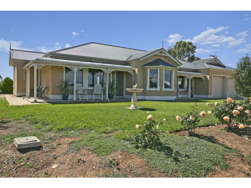 32 Railway Terrace, Truro SA 5356