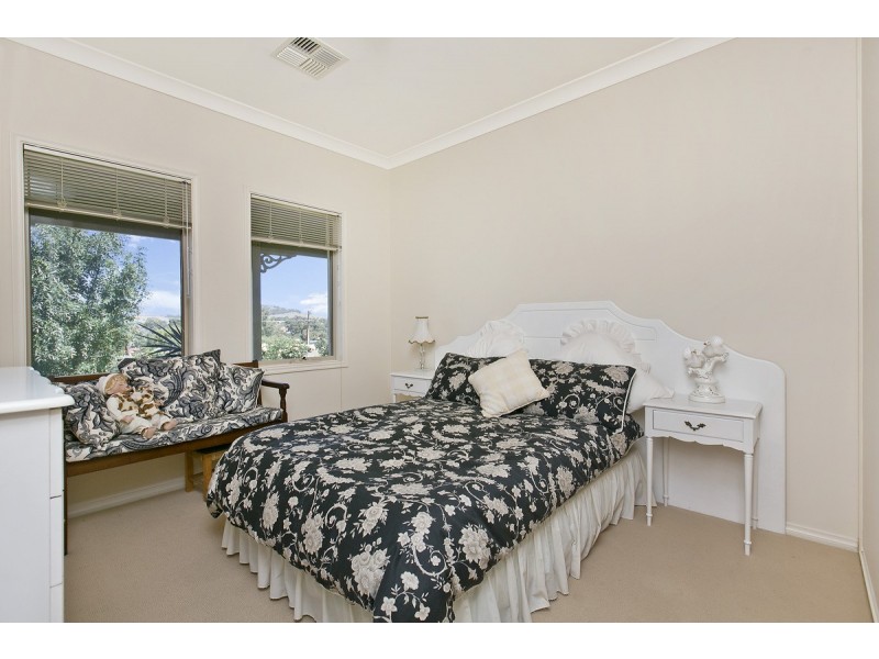 32 Railway Terrace, Truro SA 5356