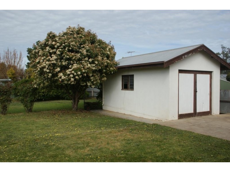 17 Greenock Road, Nuriootpa SA 5355