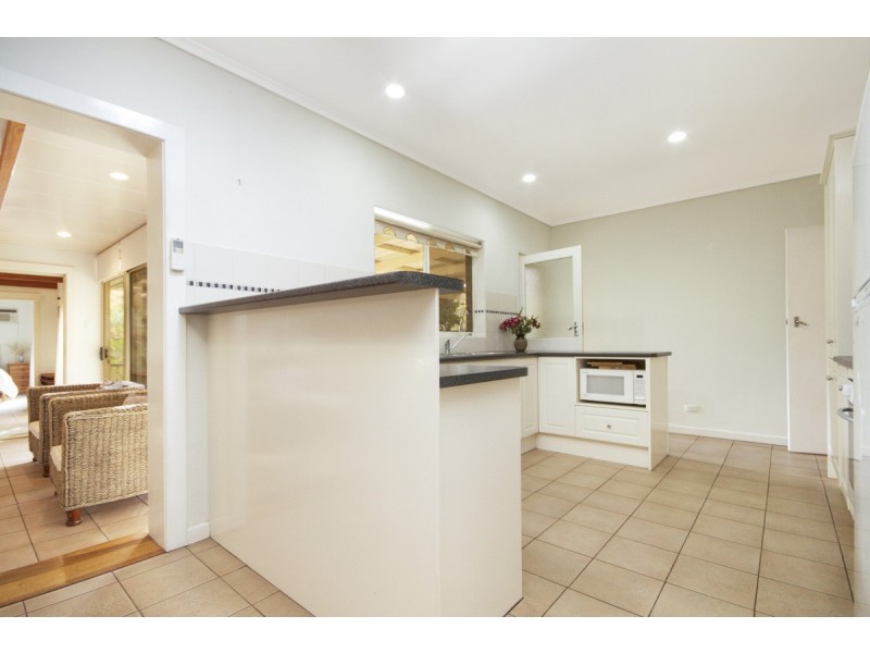 13 Elizabeth Ave, Nuriootpa SA 5355
