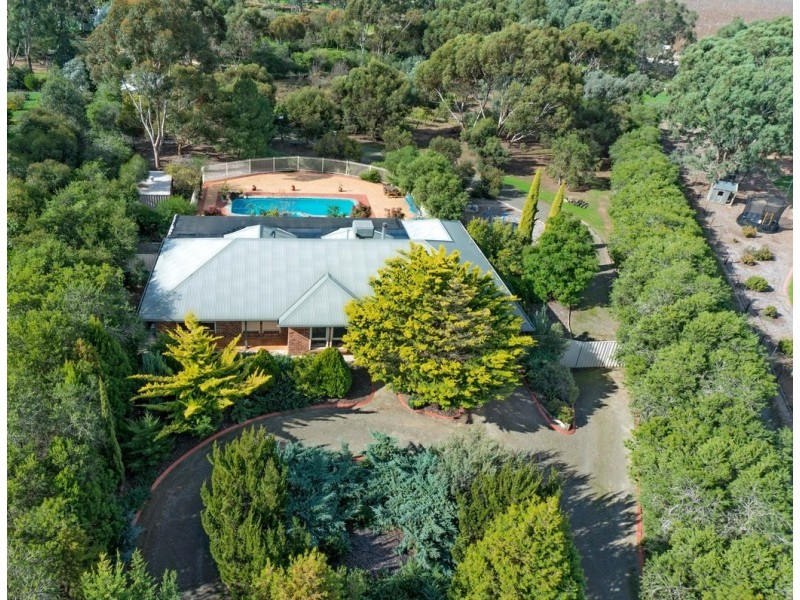 19 Baron Court, Greenock SA 5360
