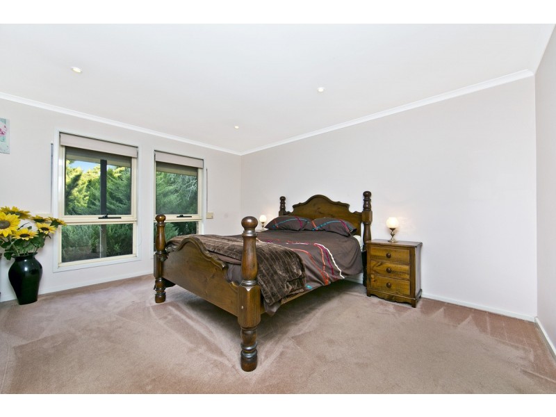 19 Baron Court, Greenock SA 5360