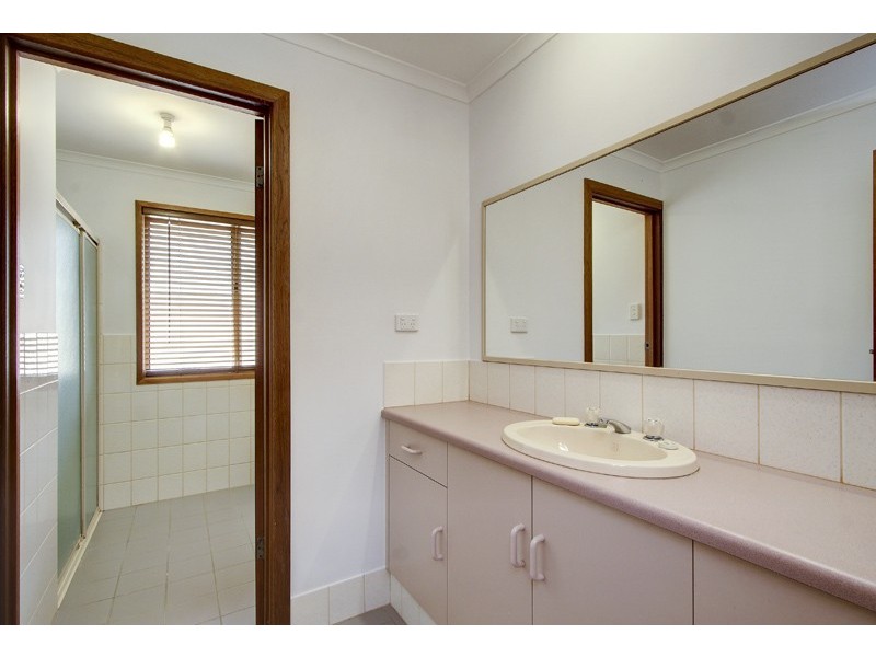 2 Coombs Court, Lewiston SA 5501