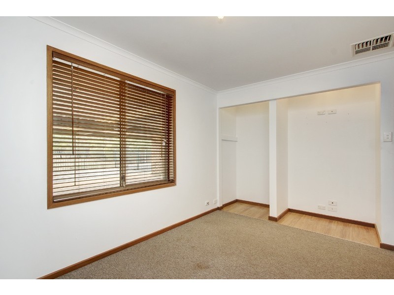 2 Coombs Court, Lewiston SA 5501