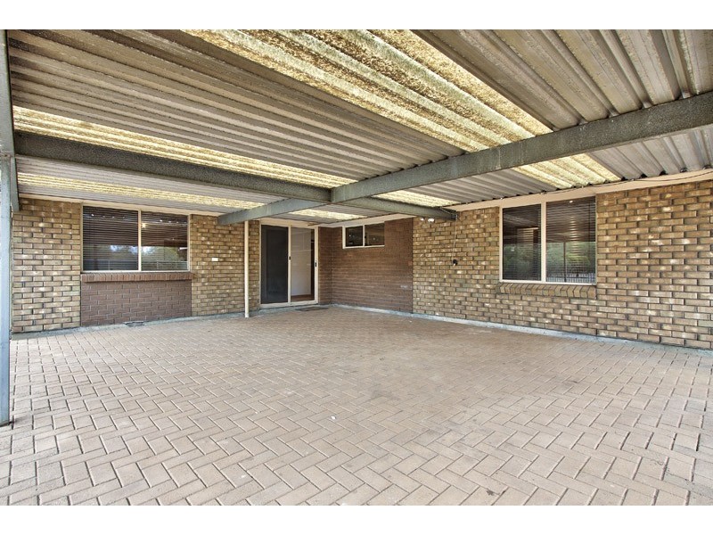 2 Coombs Court, Lewiston SA 5501