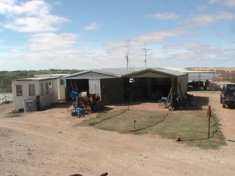 3275 Murraylands Road, Blanchetown SA 5357