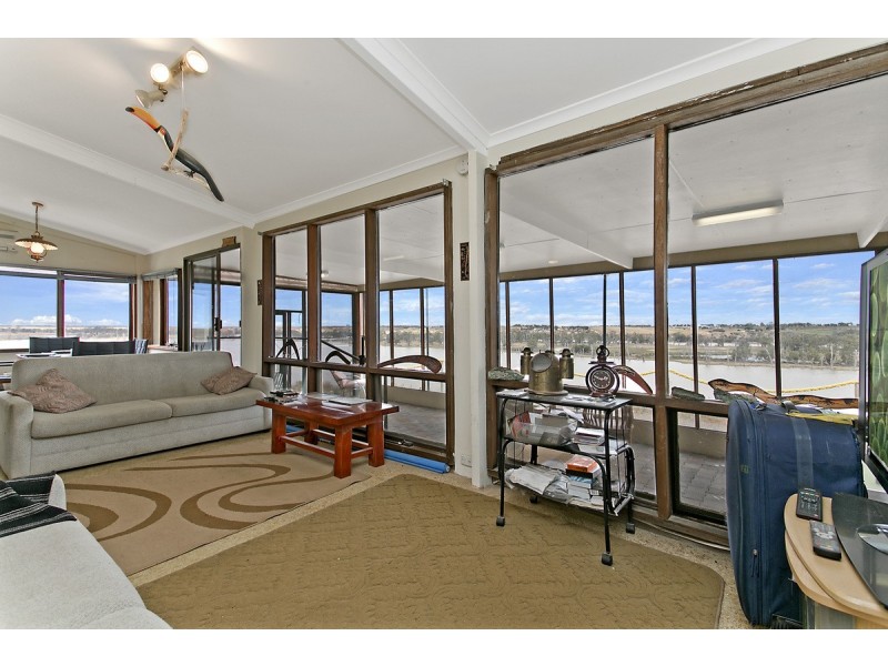 3275 Murraylands Road, Blanchetown SA 5357