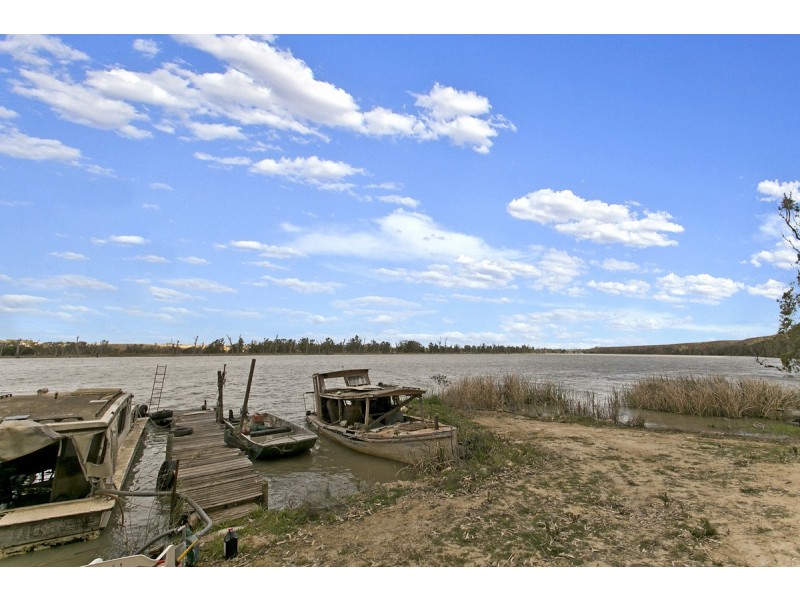 3275 Murraylands Road, Blanchetown SA 5357