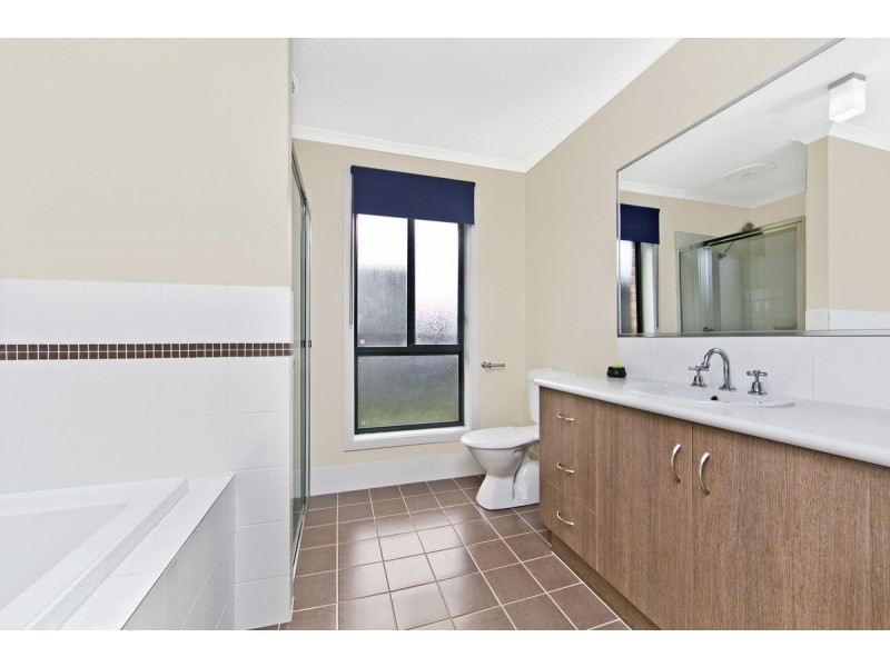 52 Days Drive, Munno Para West SA 5115