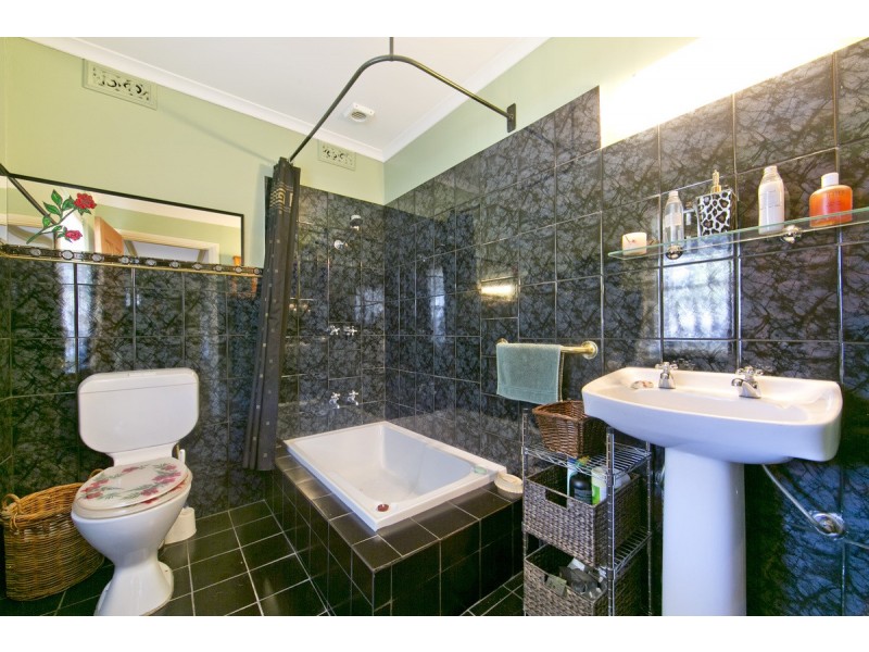 14 Neil Avenue, Nuriootpa SA 5355