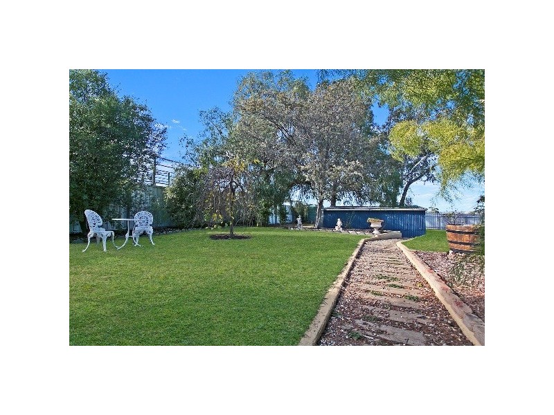 14 Neil Avenue, Nuriootpa SA 5355