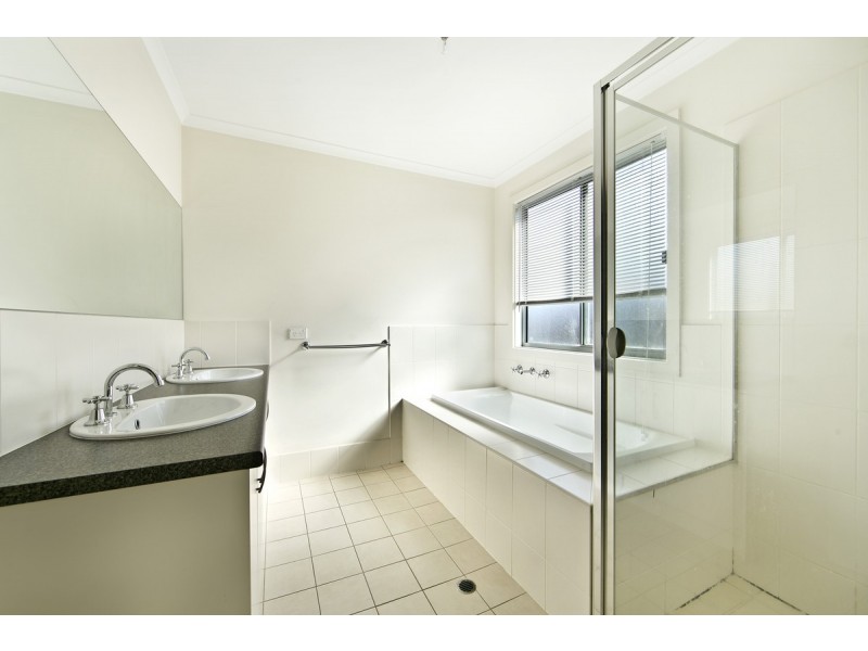 12 Ruskin Road, Thompson Beach SA 5501