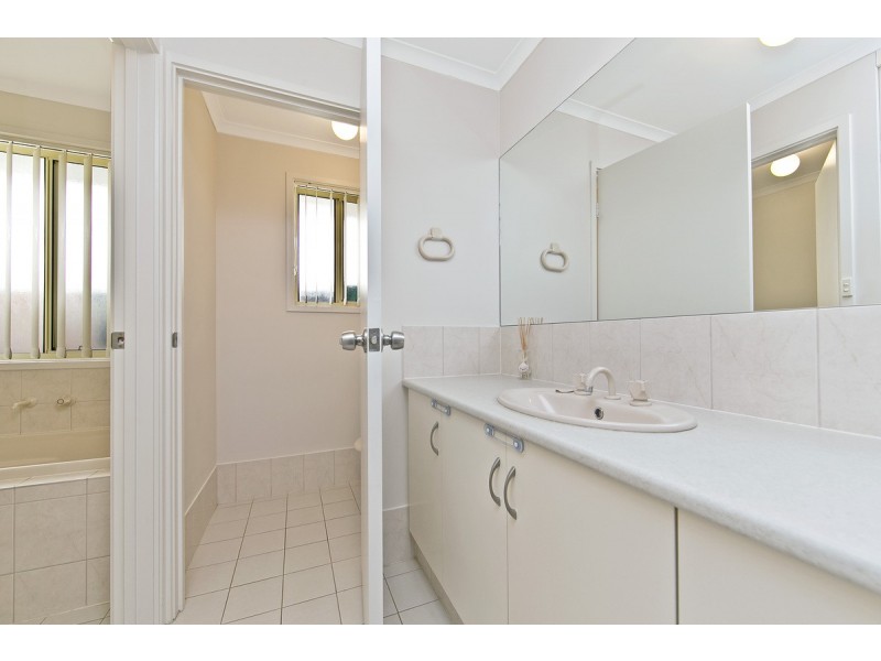 16 Whiteman Road, Williamstown SA 5351