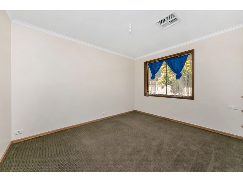 25 Darrell Street, Evanston Park SA 5116