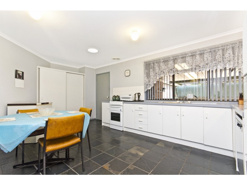 74 Hopner Ave, Burton SA 5110