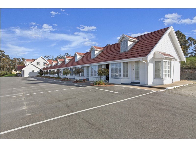 74A Main North Road, Clare SA 5453