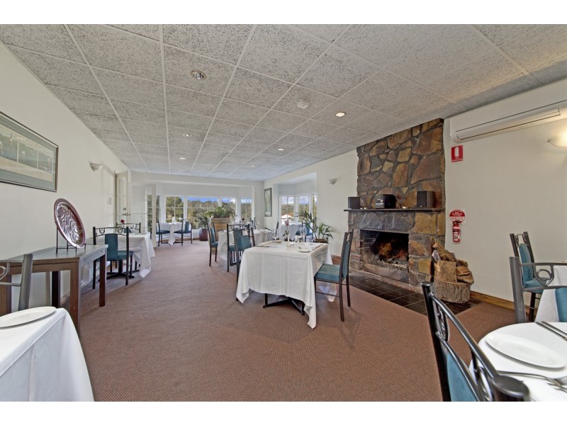 74A Main North Road, Clare SA 5453