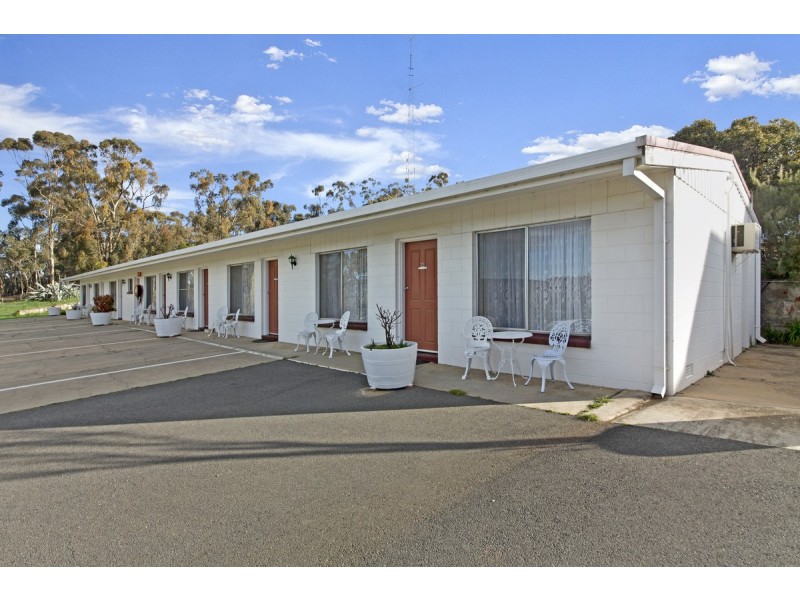74A Main North Road, Clare SA 5453