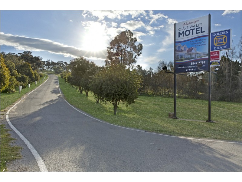 74A Main North Road, Clare SA 5453