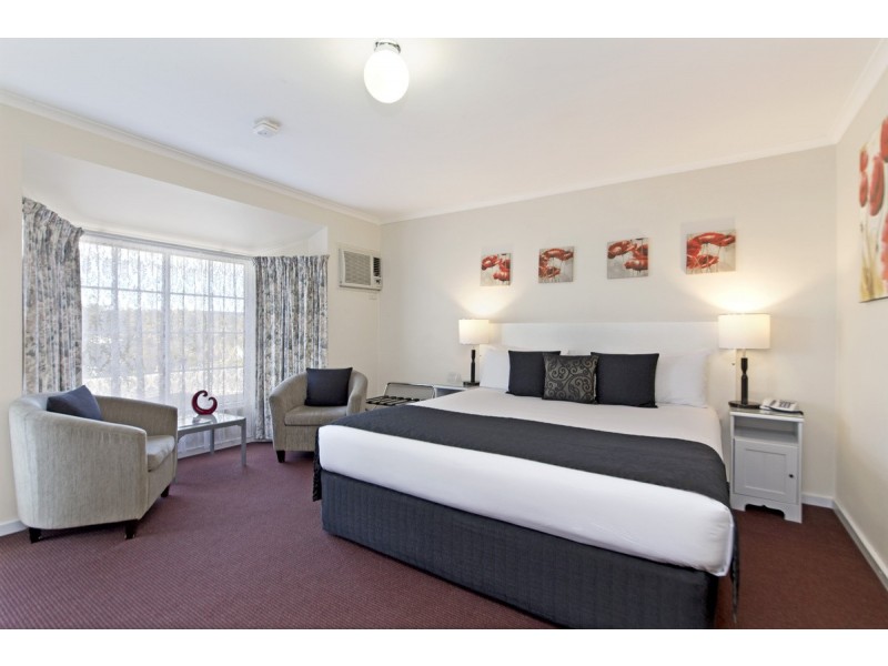 74A Main North Road, Clare SA 5453