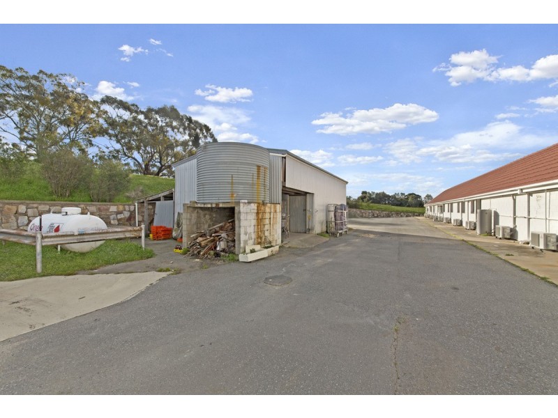 74A Main North Road, Clare SA 5453