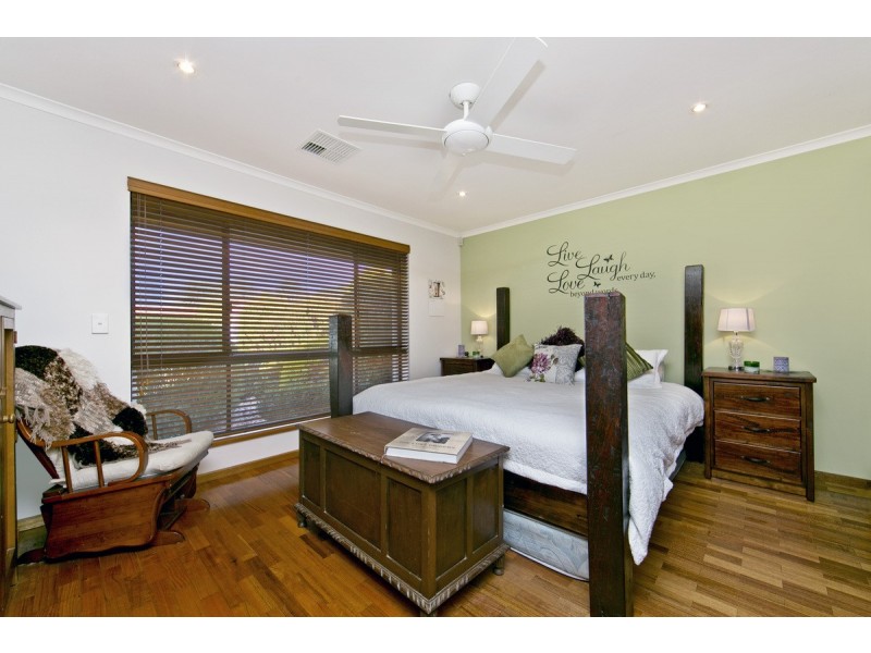 13 McVann Avenue, Paralowie SA 5108
