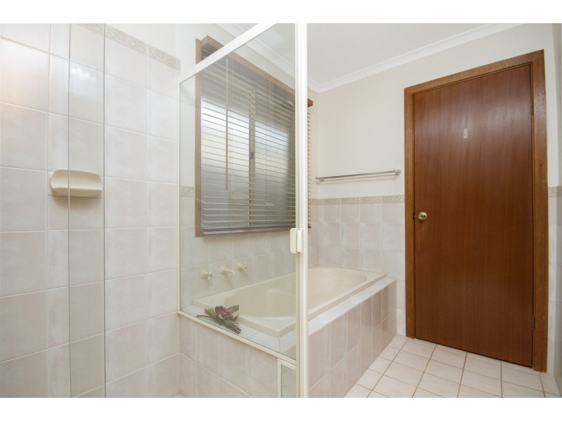 6 Creedon Close, Evanston Park SA 5116