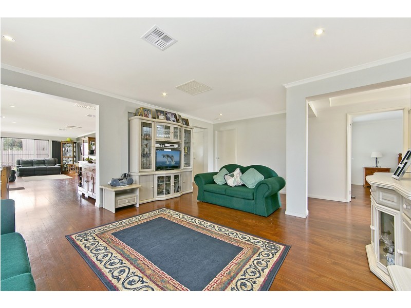 19A Sunnyside Drive, Evanston Park SA 5116