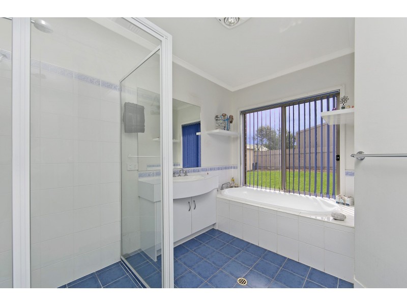 19A Sunnyside Drive, Evanston Park SA 5116