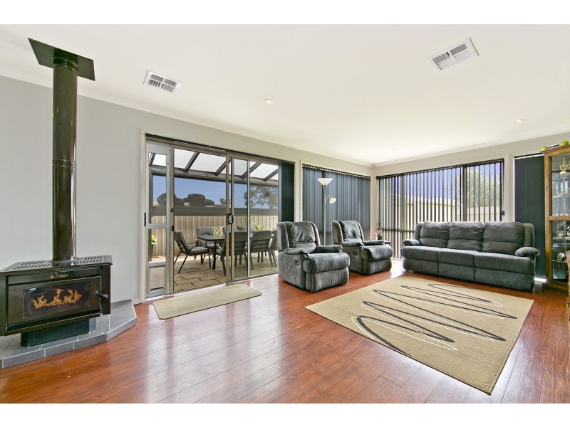 19A Sunnyside Drive, Evanston Park SA 5116