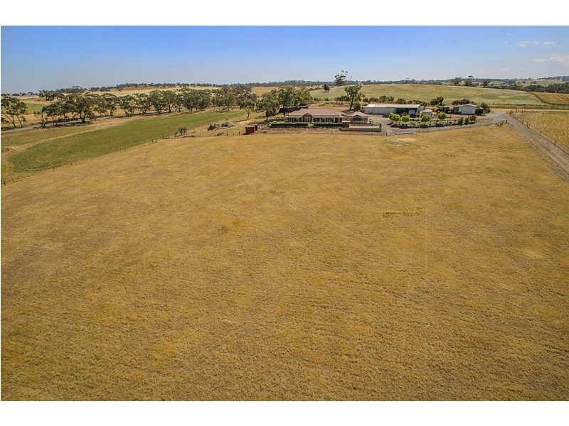 205 Hawkers Creek Road, Kapunda SA 5373