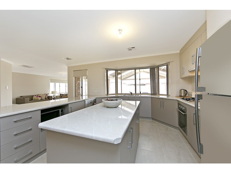 13 Daly Avenue, Freeling SA 5372