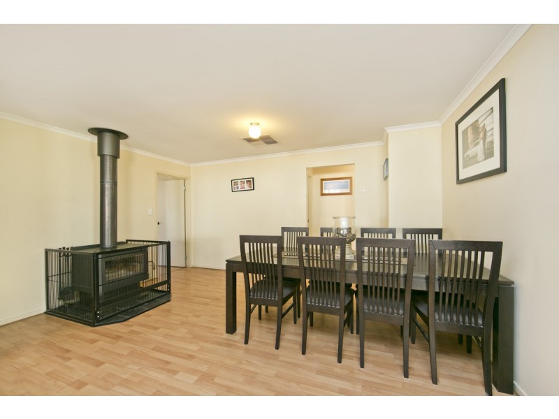 44 Thompson Circuit, Evanston Park SA 5116