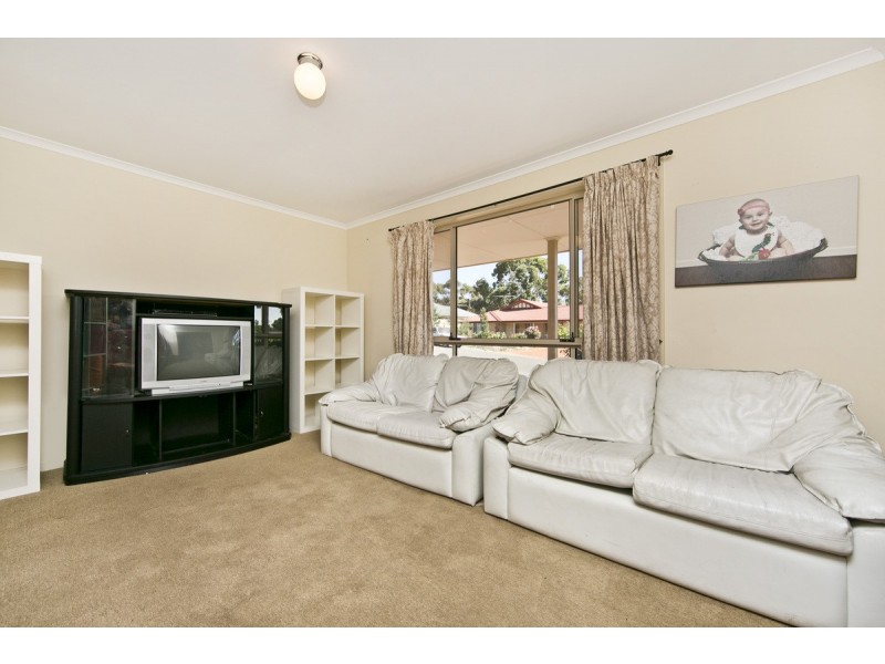 44 Thompson Circuit, Evanston Park SA 5116