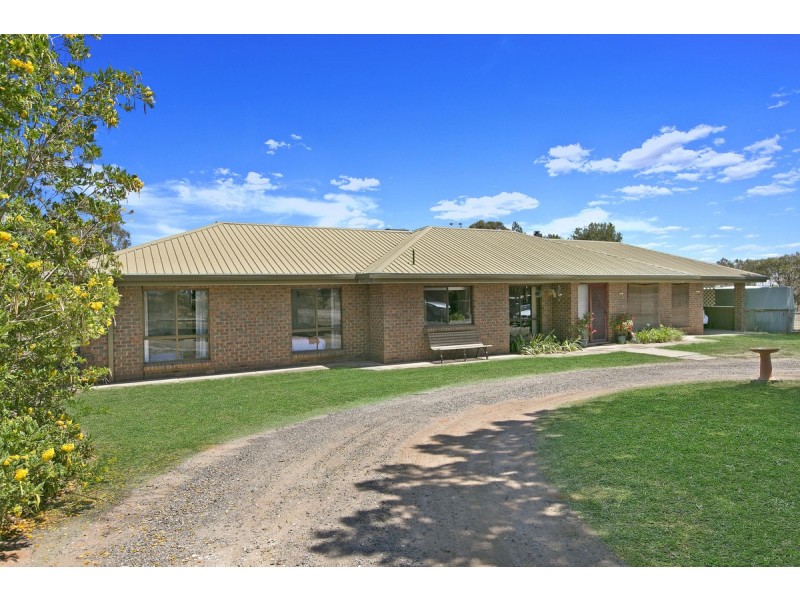 1294 Boundary Road, Lewiston SA 5501