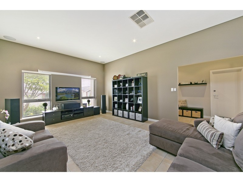 20 Rossiter Drive, Evanston Park SA 5116