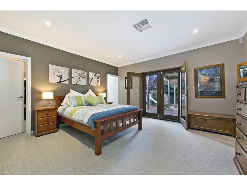 20 Rossiter Drive, Evanston Park SA 5116