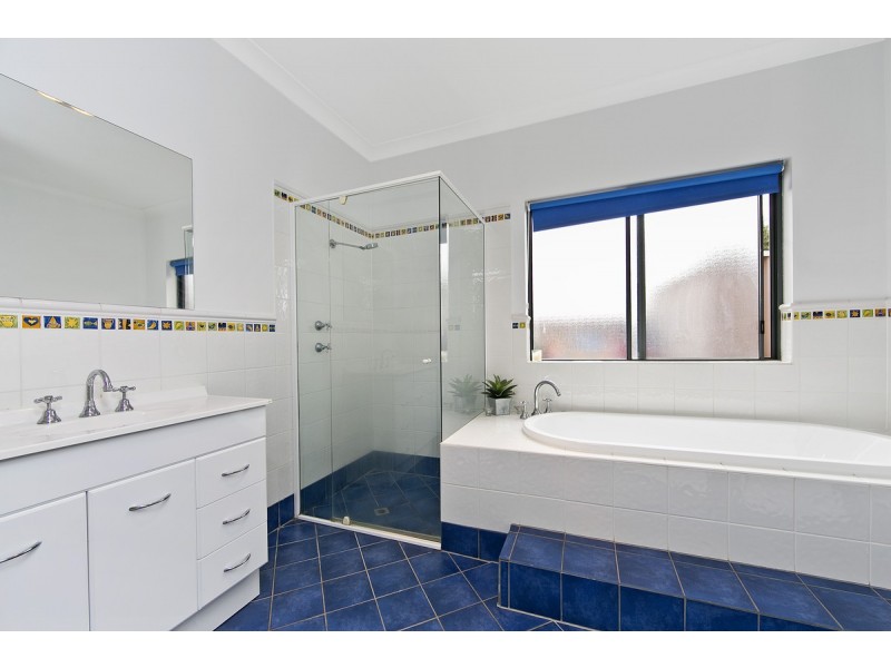 20 Rossiter Drive, Evanston Park SA 5116