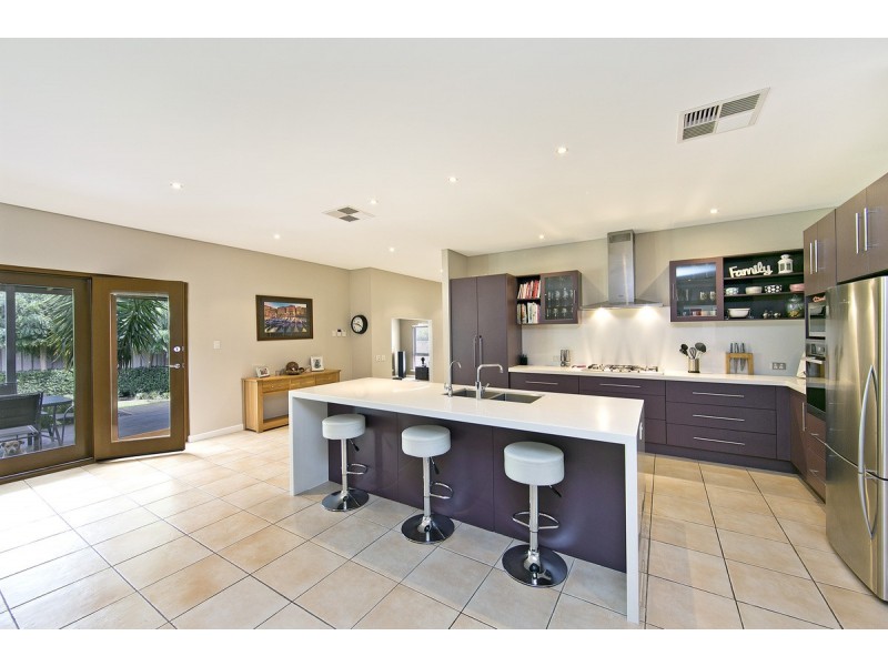 20 Rossiter Drive, Evanston Park SA 5116