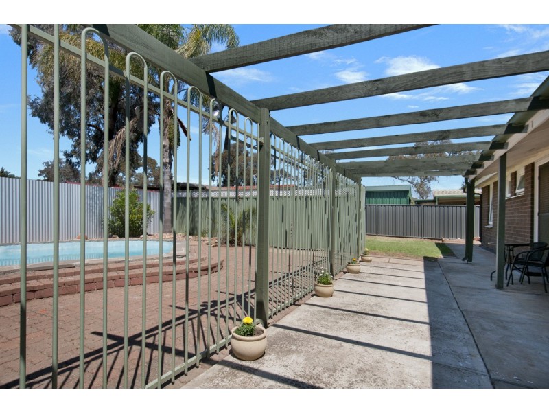 12 Tallara Crescent, Munno Para SA 5115