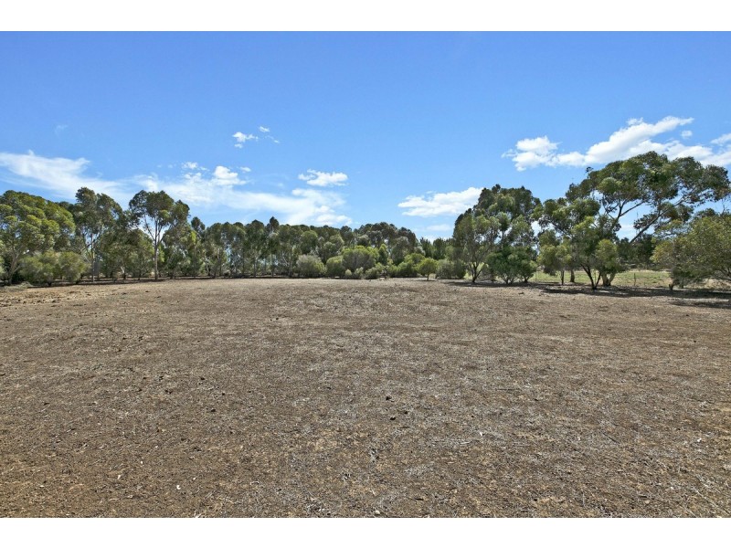 37 Bethesda Road, Lewiston SA 5501