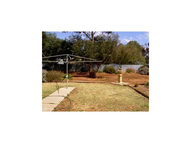 7 Hambour Avenue, Eudunda SA 5374