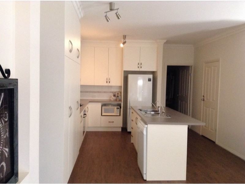3 Salmon Gum Cres, Blakeview SA 5114