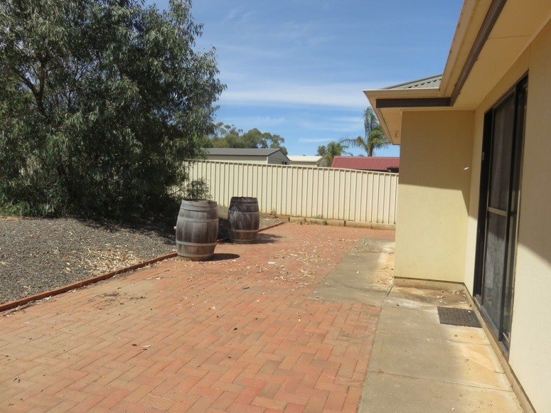 14 Adelaide Road, Kapunda SA 5373