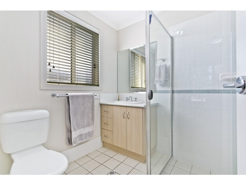 77 Lakeside Drive, Andrews Farm SA 5114