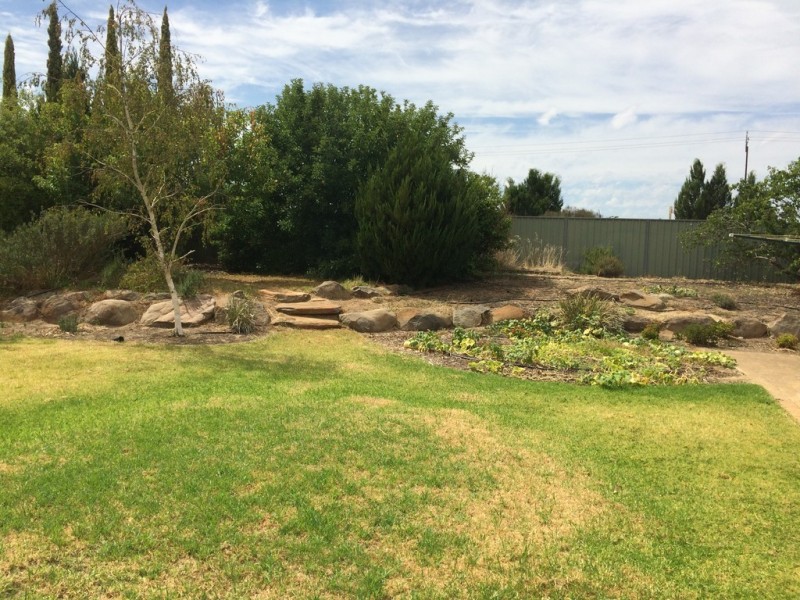 5 Robert Erwin Cres, Tanunda SA 5352