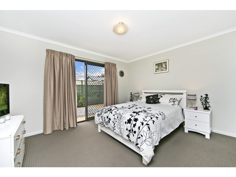 31 Tatura Road, Munno Para West SA 5115