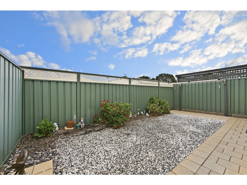 31 Tatura Road, Munno Para West SA 5115